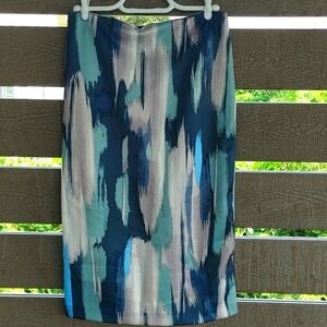 New York & Company Stretch skirt size 4